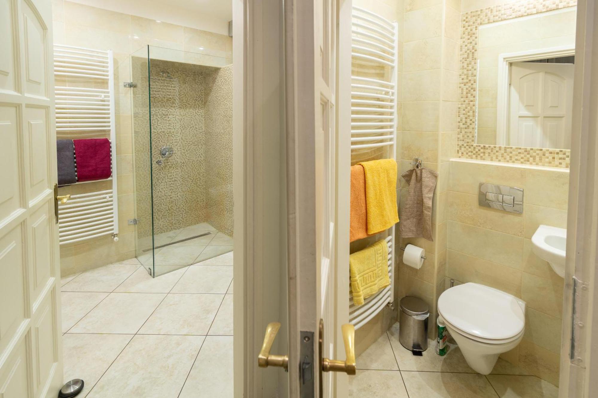 Jewel In Buda Apartment Будапеща Екстериор снимка