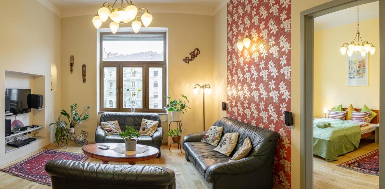 Jewel In Buda Apartment Будапеща Екстериор снимка